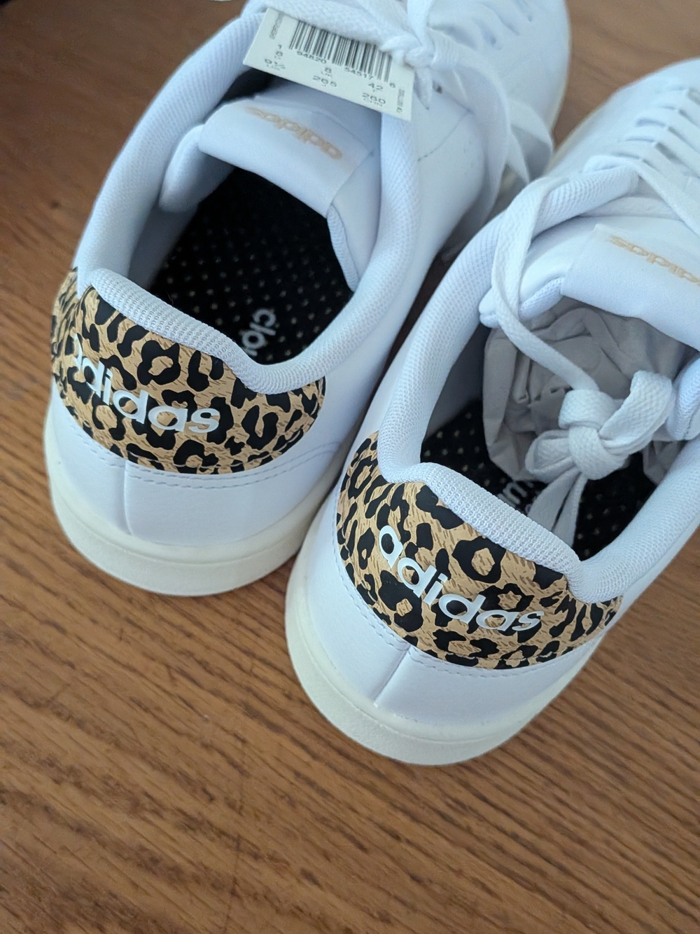 Adidas Women's White Advantage Leopard Print Fashion Sneakers NEW! Size 9.5